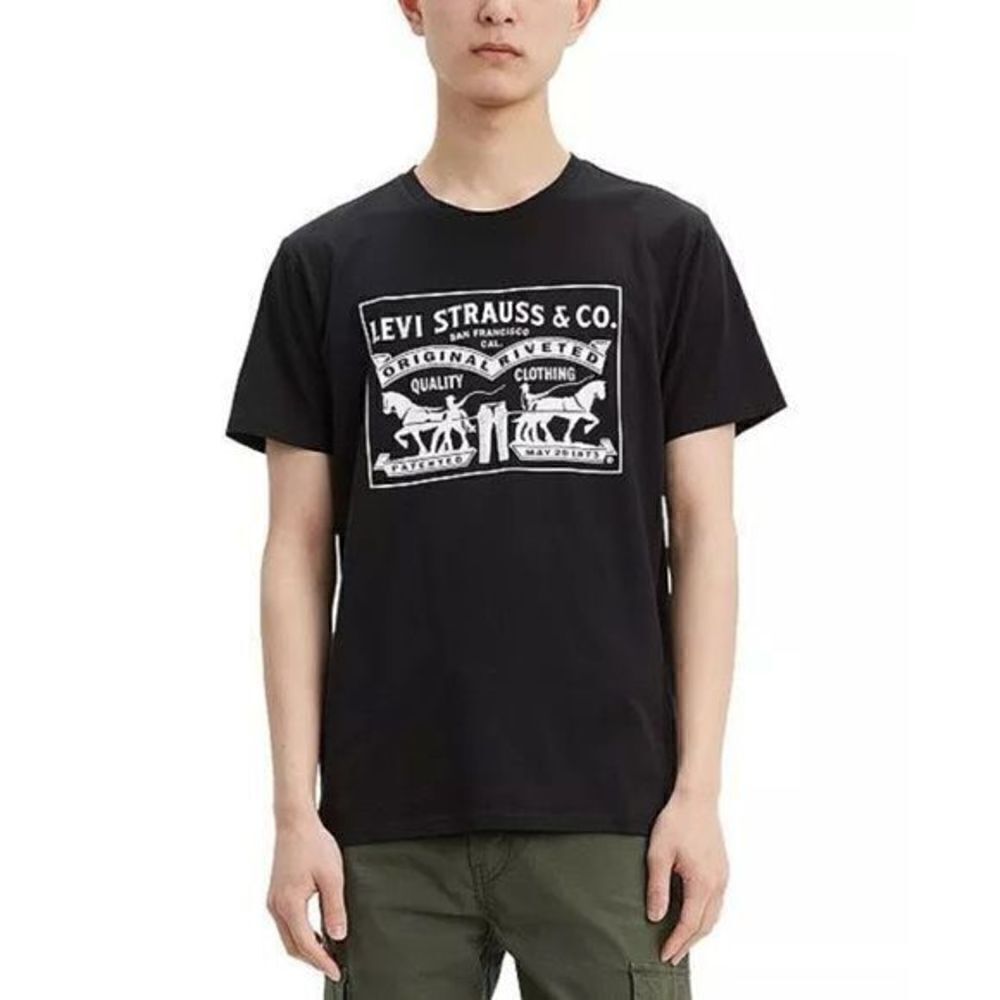 Men’s Levi’s Iconic Graphic Tee in Black Multiple Sizes